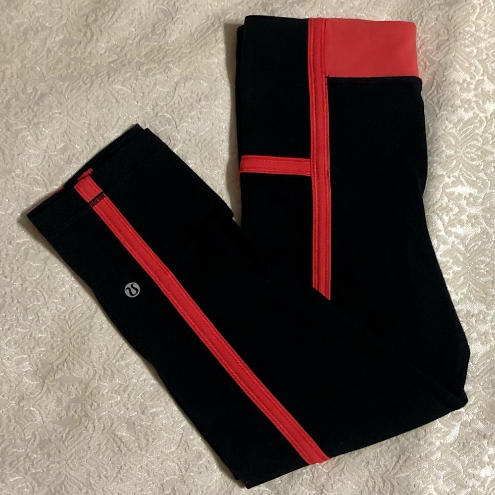 Lululemon cropped leggings